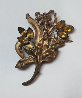 Broche Ancienne vintage en Métal Doré et Strass