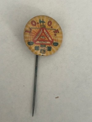 I.O.O.F. ODD FELLOWS FRIENDSHIP LOVE YOUTH BUTTON PIN