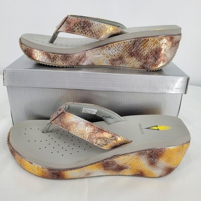 Volatile Womens 11 Frappachino Natural Metallic Snake Wedge Thong Sandals Boho