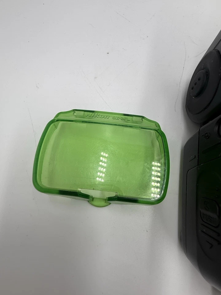 Nikon SB-700 Speedlight I D-TTL Flash for F-100 D750 D5600 D7500 D780 D850 Z7 Z6 - Image 2 of 4