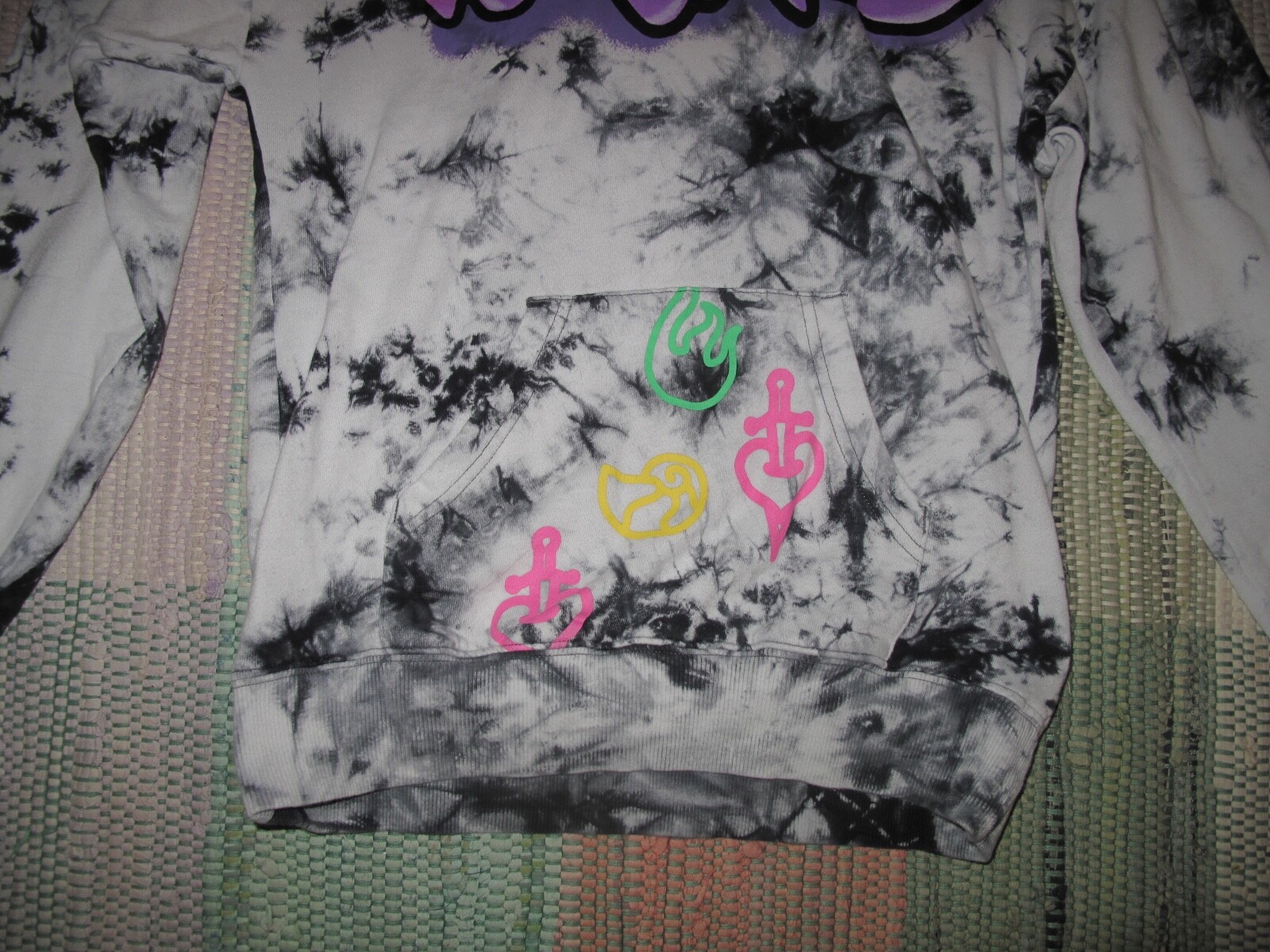Picture 4 of 12