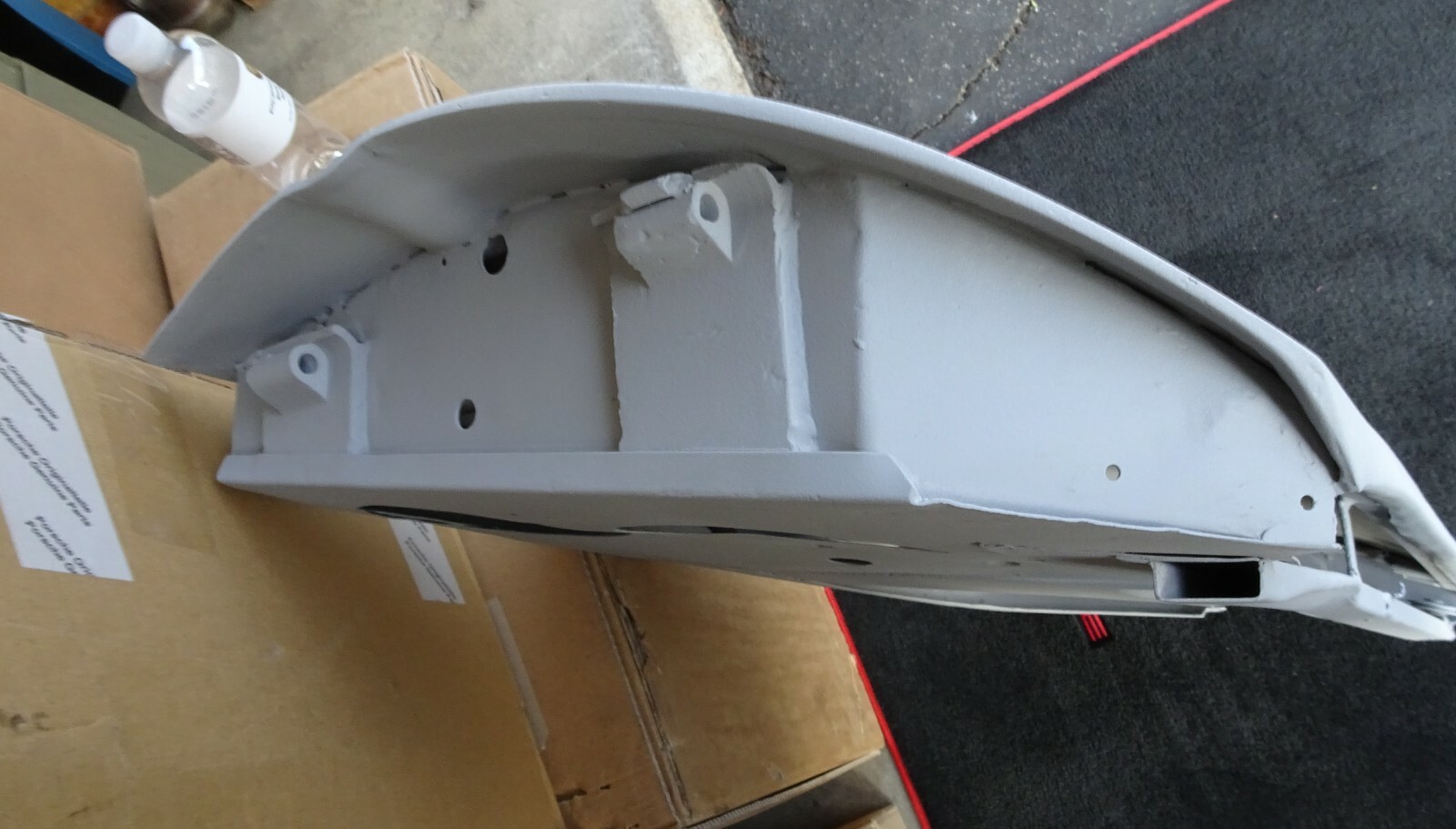 FERRARI DAYTON  RIGHT  DOOR ORIGINAL OEM FERRAR  DOOR 