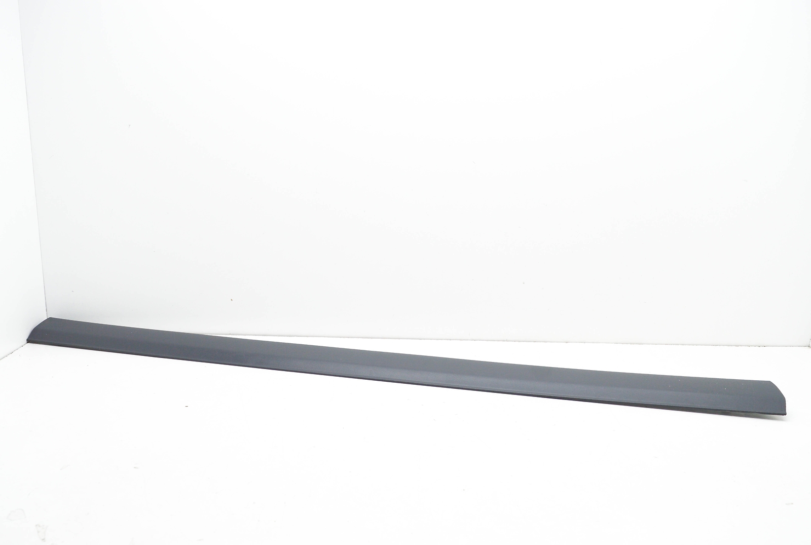 NEU MB VITO W639 TÜR VORN RECHTS UNTERE FORM TRIM A63969011627 G99 