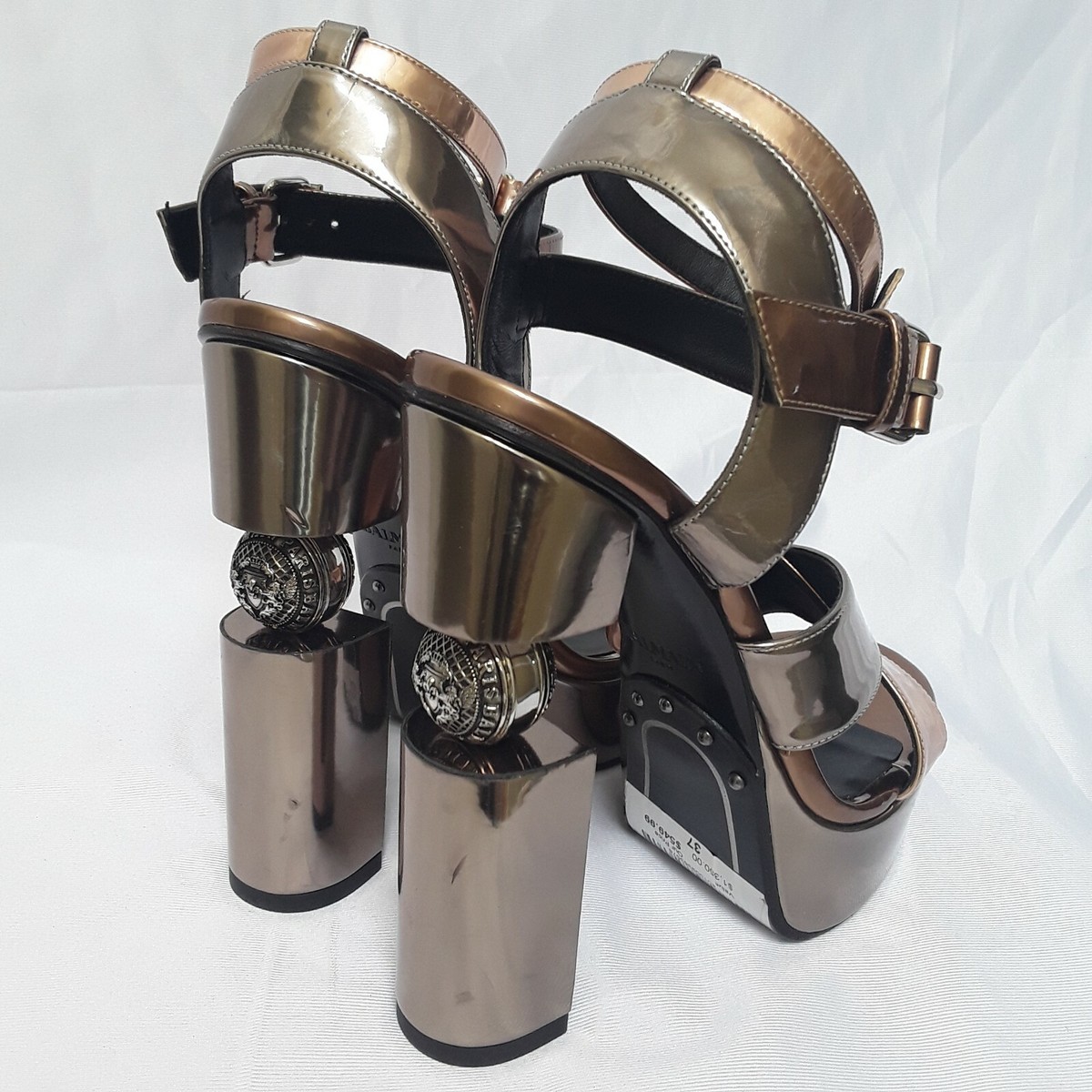 サンダル・ミュール Balmain Geometric Design Platform Sandal New BALMAIN $1350 Metallic Patent Crested Sphere Platform
