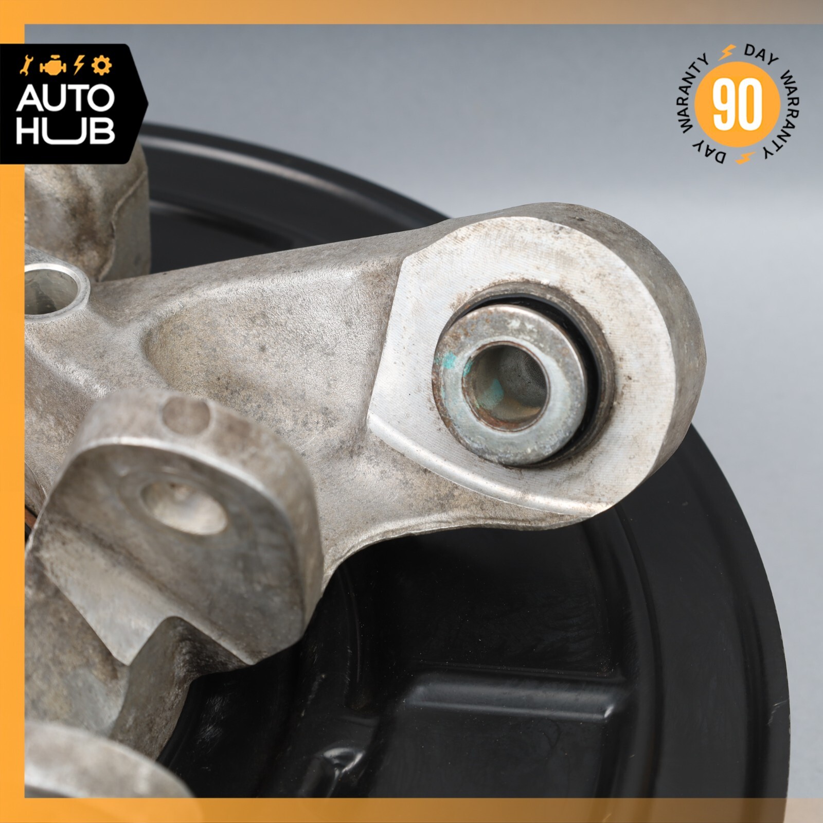 14-17 Maserati Ghibli M157 S Q4 Rear Left Side Spindle Knuckle Hub OEM 75k