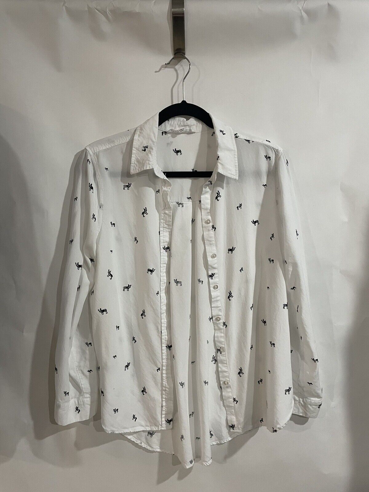 jane delancey tops White Shirt  100% Rayon  Botto… - image 3