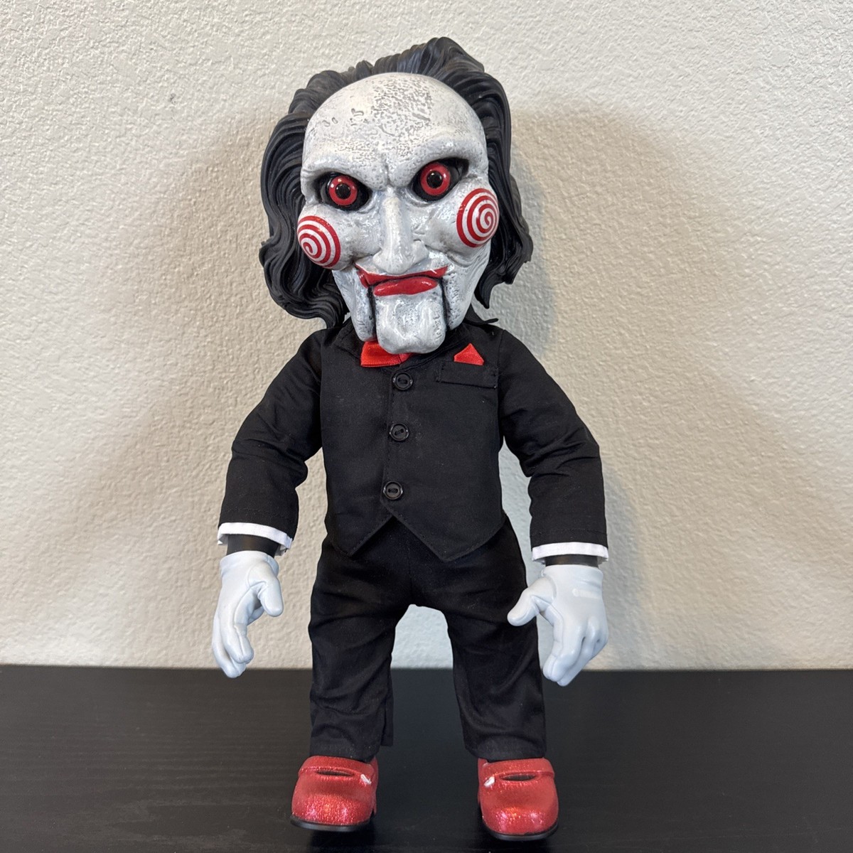 Mezco Saw 15