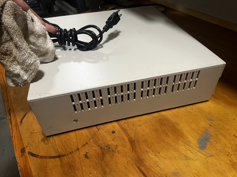 Disco duro Tandy 4825SX 486 arranca a la bios SIN DISCO DURO NI MONITOR Foto 3 de 4