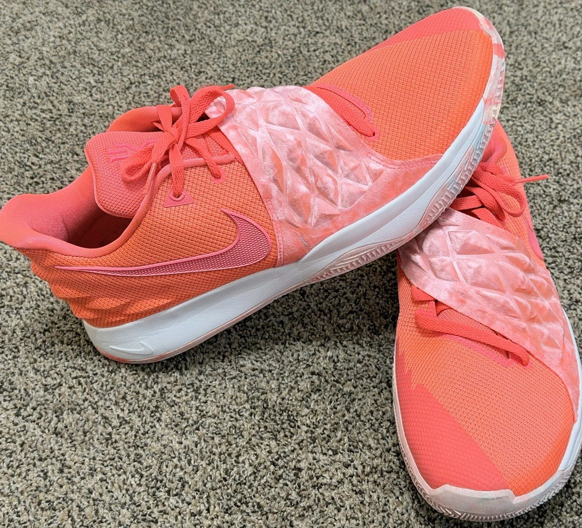 Las mejores ofertas en Nike Kyrie 3 Hot Punch | eBay