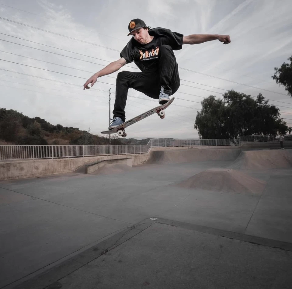 Aprenda com Lutzka Astronaut Skateboard Deluxe Series para crianças, adolescentes, iniciantes... - Imagem 2 de 4