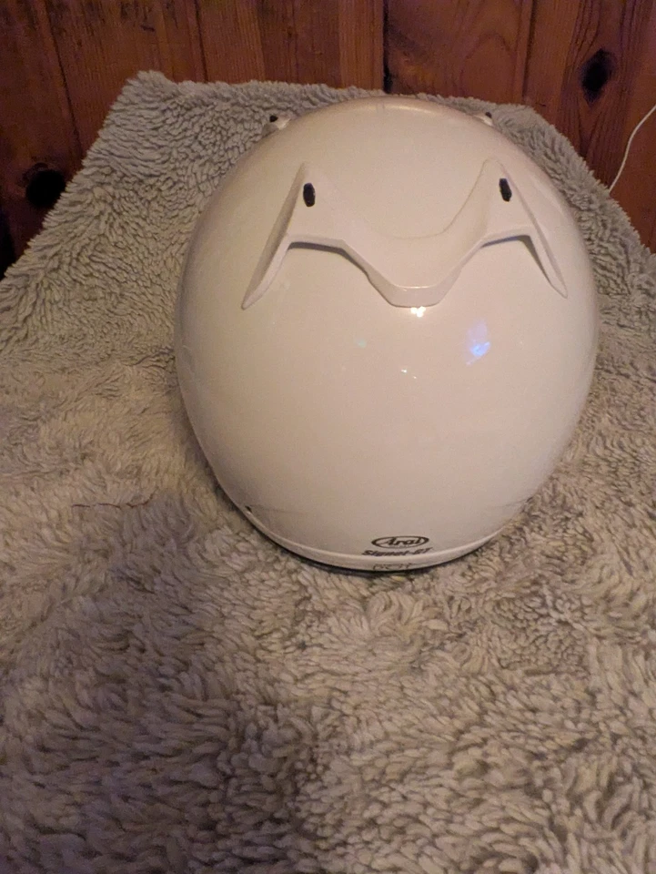 Arai Signet Gt .Diamond White/Full Face Helmet/Clear Visor/Size XLarge - Image 4 of 4