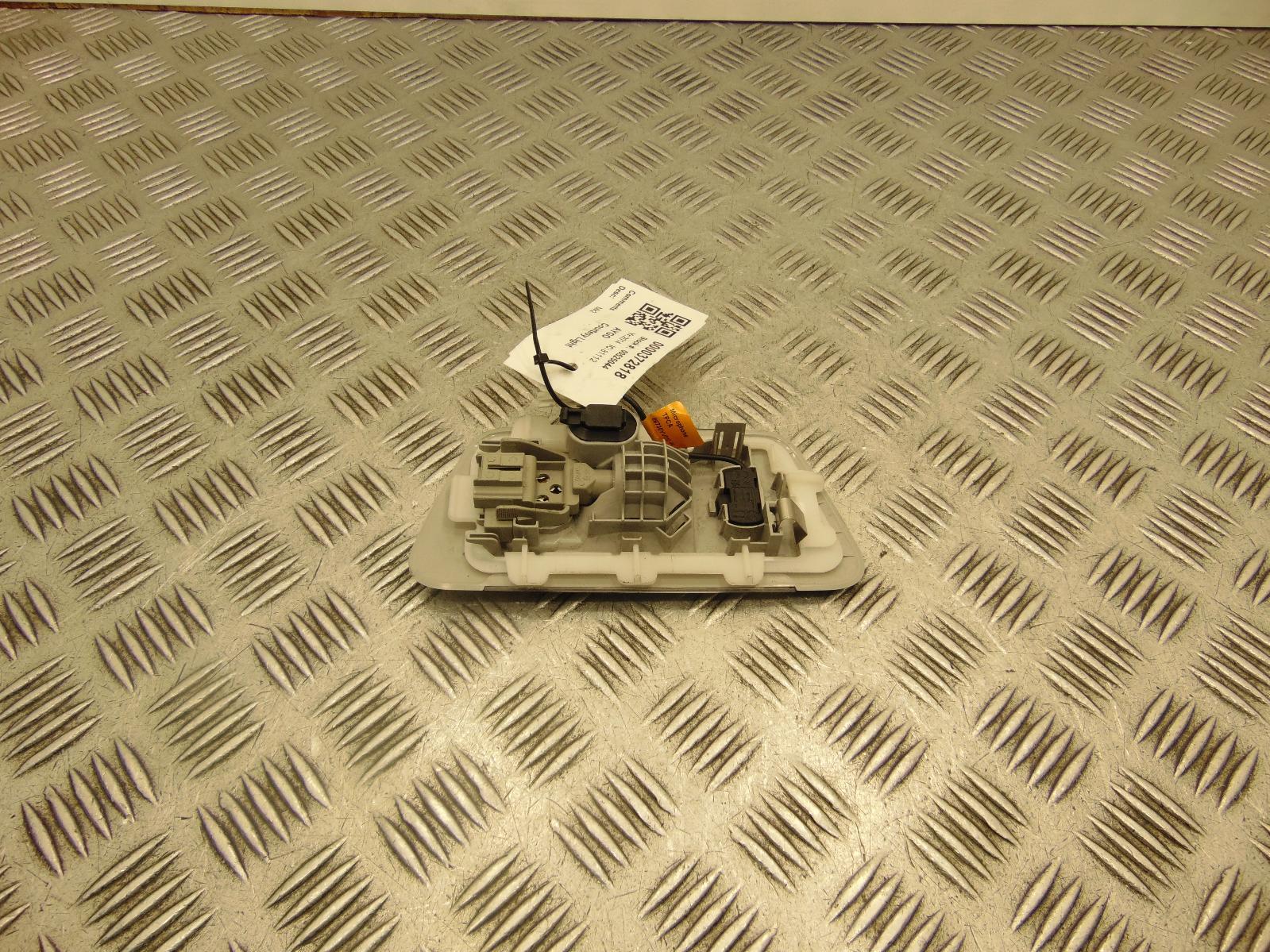 Toyota Aygo Interior Roof Courtesy Light Lamp 4 Pin Plug Mk2 20142021↔