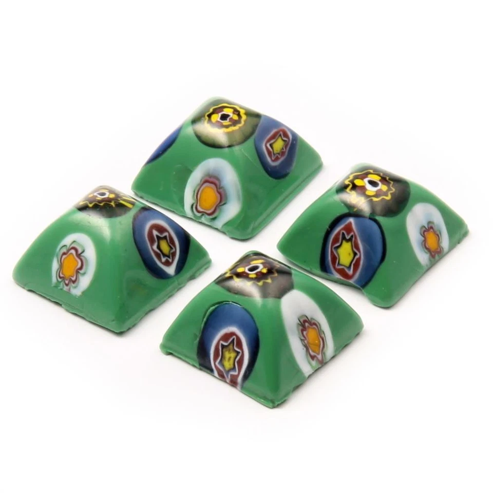 Lote (4) Cabujones de vidrio abovedado cuadrado verde millefiori checo vintage 15 mm Foto 2 de 3