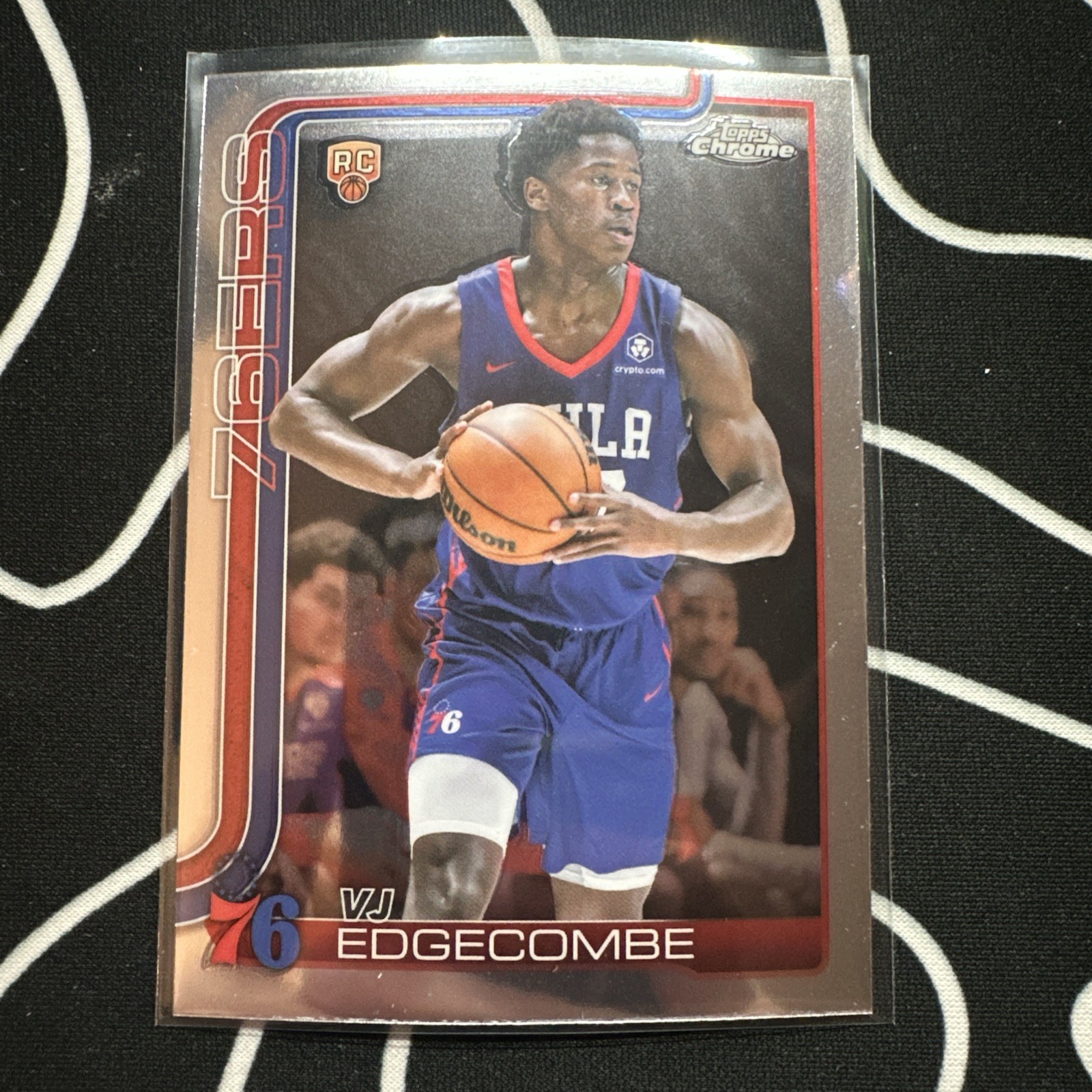 VJ Edgecombe 2025 Topps Chrome Basketball Base Rookie Card #253