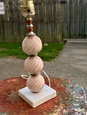 Vintage 1950’s Swirled Pink Satin Frosted Glass Stacked Orbs Boudoir Table Lamp