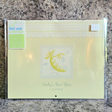 C.R. Gibson Baby s First Year Calendar Pea Pod Design New in Packaging