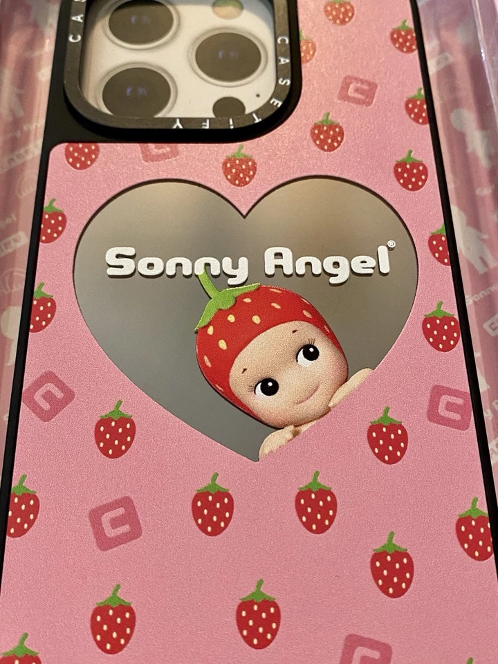 Funda Sonny Angel x CASETiFY Popup Exclusiva iPhone 15 Pro Foto 3 de 4