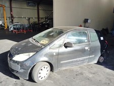 Porte avant et accessoires Mitsubishi COLT