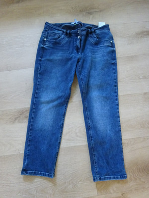 Sehr schöne Cecil Jeans, Mod. Scarlett, Gr.32/Länge 26, Lieblingsjeans, TOP
