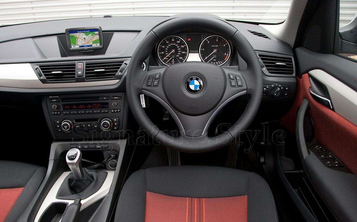 BMW X1 E84 E90 E91 E92 E93 E81 E82 E87 E88 M Sport steering wheel 