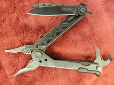     Gerber Center-Drive Multi-Tool