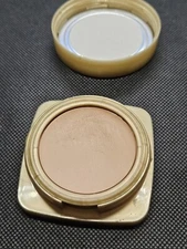ONE BY KOSE WATER-LUXE GEL-CREAM FOUNDATION REFILL 20 LIGHT  (DAMAGED)