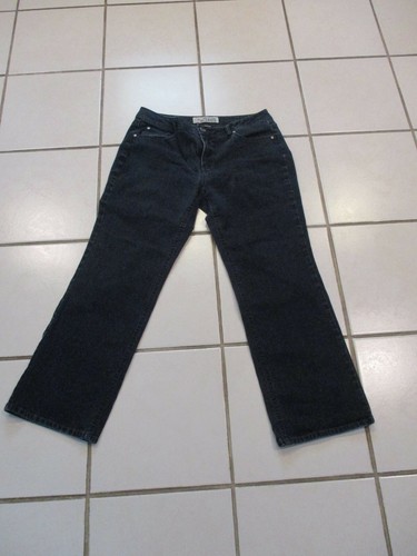 Women's Faded Glory Stretch Bootcut Eased Mid Rise Blue Jeans Size: Petite 12