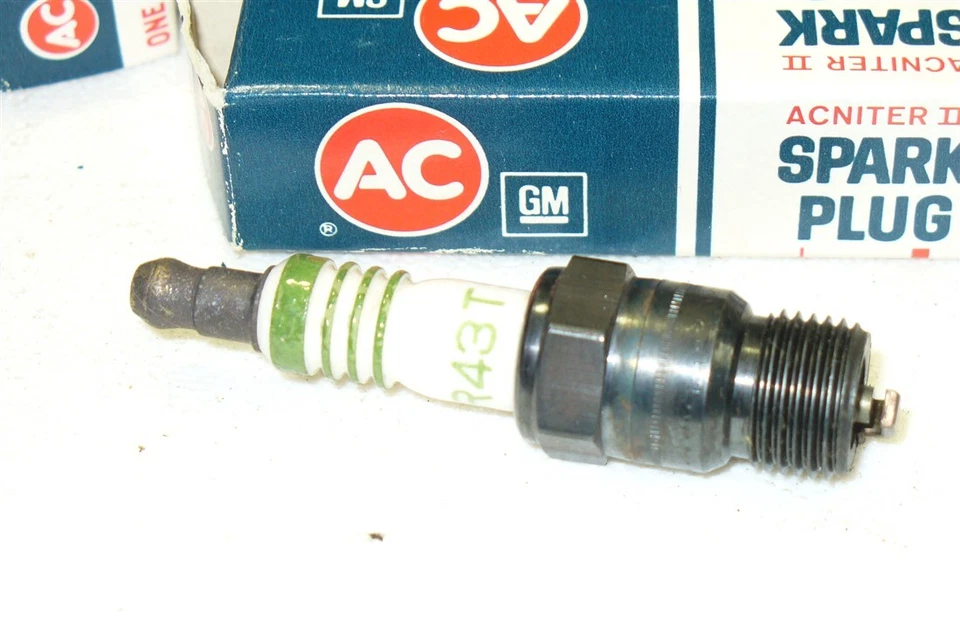 Chevelle 454 r43t 1970 CA estilo temprano bujías 4 anillos verdes 5613354 conjunto/8 Foto 2 de 2