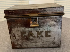 Vintage Antique Kreamer Tin Cake Holder Metal Box 11x9x7.25