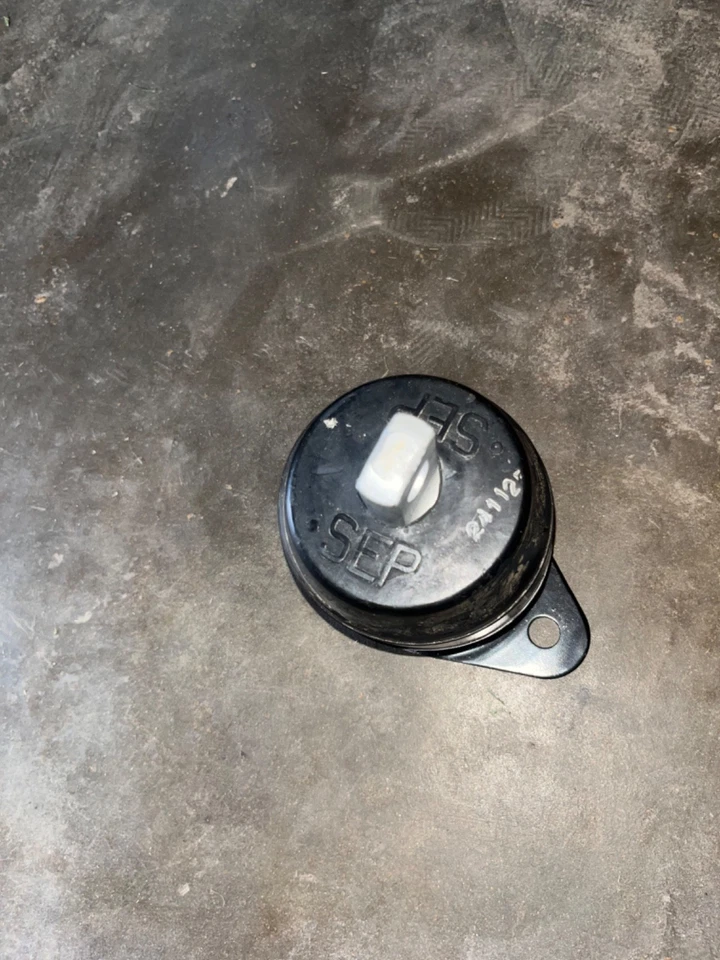 Top Left Engine Mount Acura TL 3.2 - Image 2 of 2