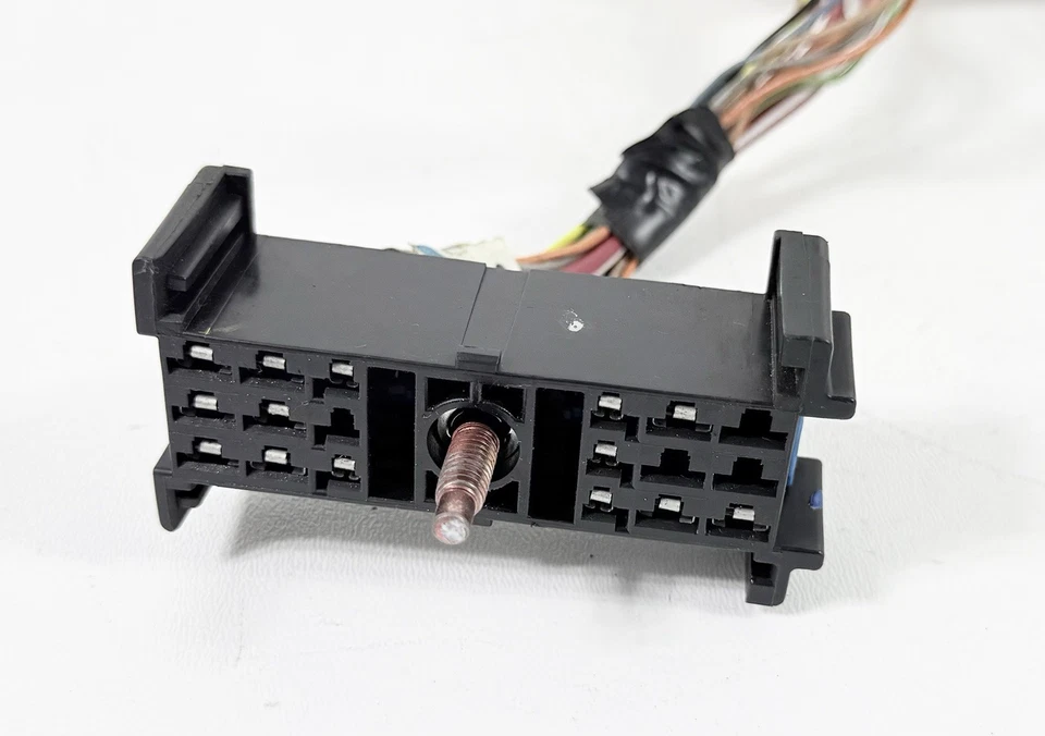 Arnés de cableado interruptor cilindro de encendido Tahoe Suburban GMC Yukon 2000-2002 solo Foto 2 de 3