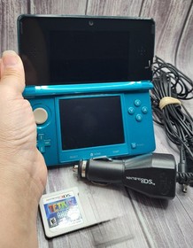 Nintendo 3DS Aqua Blue US Handheld System Game Stylus Universal & Car Charger