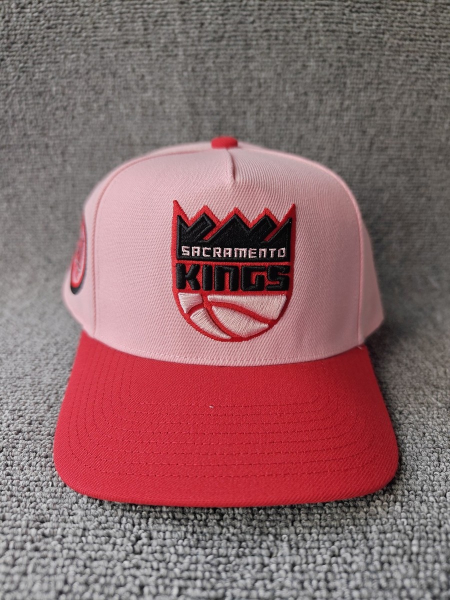 Mitchell & Ness Sacramento Kings Light Pink Red Snapback Hat 30 Side Patch New