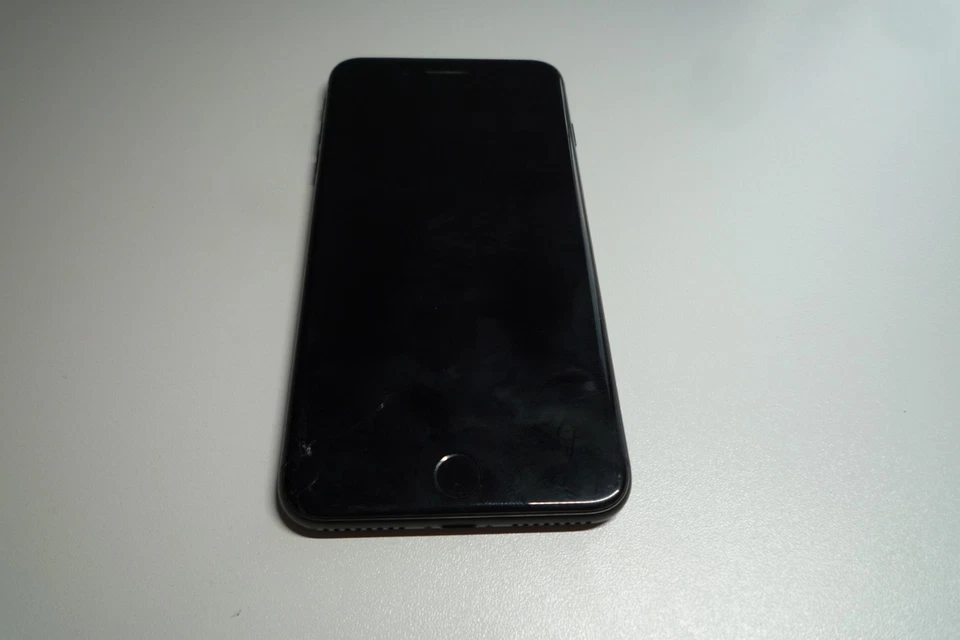 Apple MN4W2B/A iPhone 7 Plus 256GB - Black (Unlocked) - Image 2 of 4