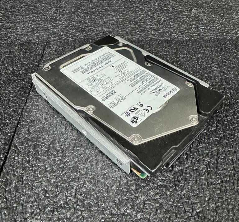 Dell 20YTF ST318451LC 18.4GB 15K RPM 4MB Ultra-160 SCSI Hot-Pluggable 80Pin - Image 4 of 4