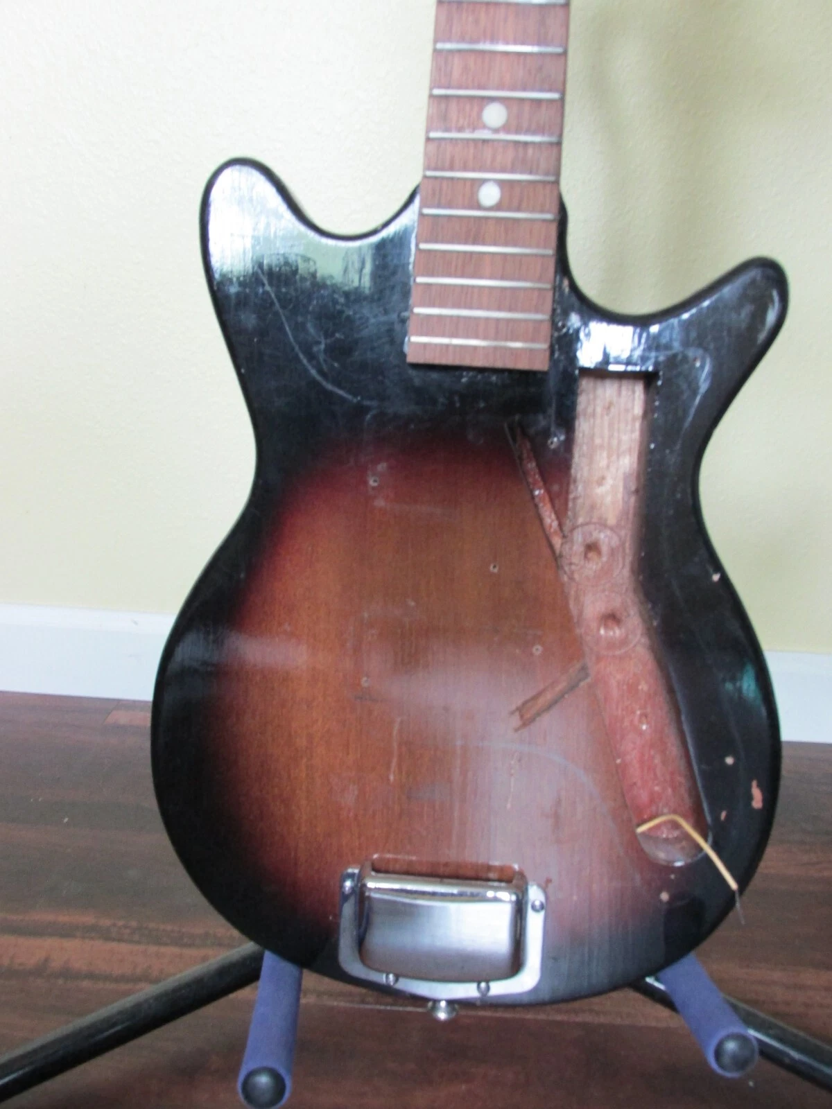 Picture 4 of 5