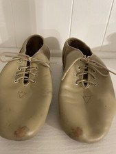 Revolution Nude Jazz Shoes Size 10 Rehearsal Quality.