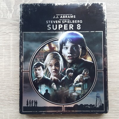 Super 8 von Steven Spielberg Steelbook Geprägt Blu-Ray Film (Disc top)