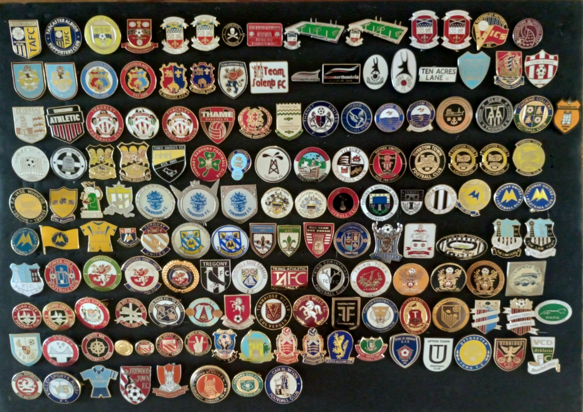 ENGLISH ENGLAND NON LEAGUE FOOTBALL TEAM LAPEL PIN BADGES