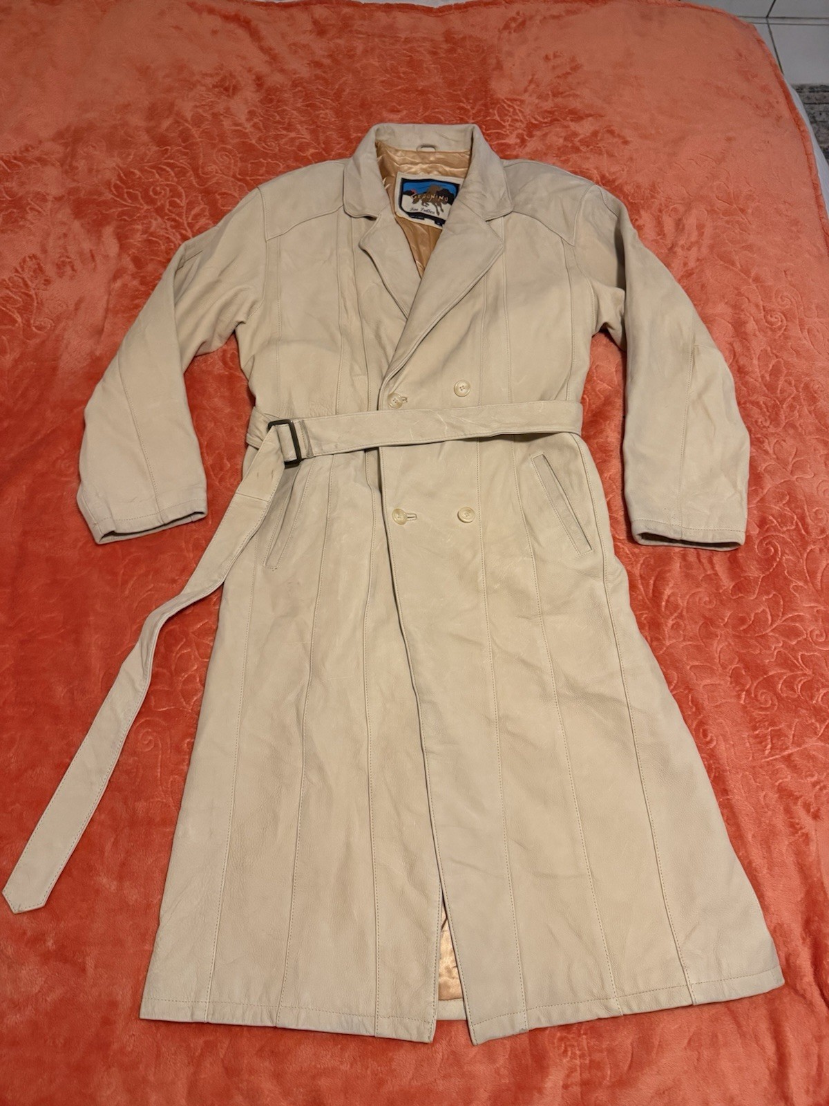 90s Vintage GERONIMO Soft Leather Duster Trench Coat in Cream Tan Size M