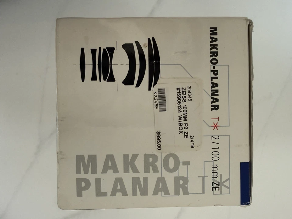 Zeiss Planar T* 100mm f2 ZE Lens for Canon - Image 3 of 4