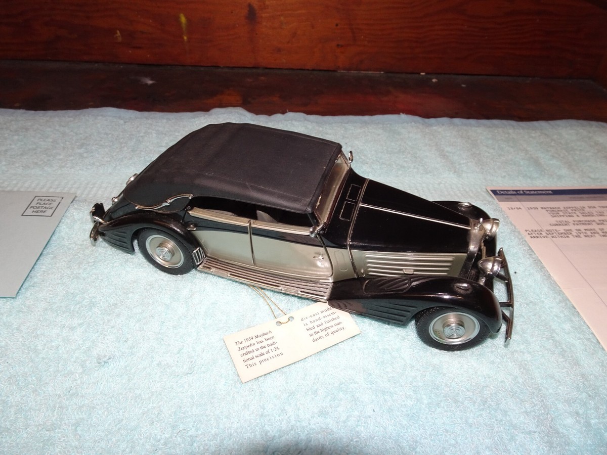 Franklin Mint Car 1:24 Scale 1939 Maybach Zeppelin (Black/silver