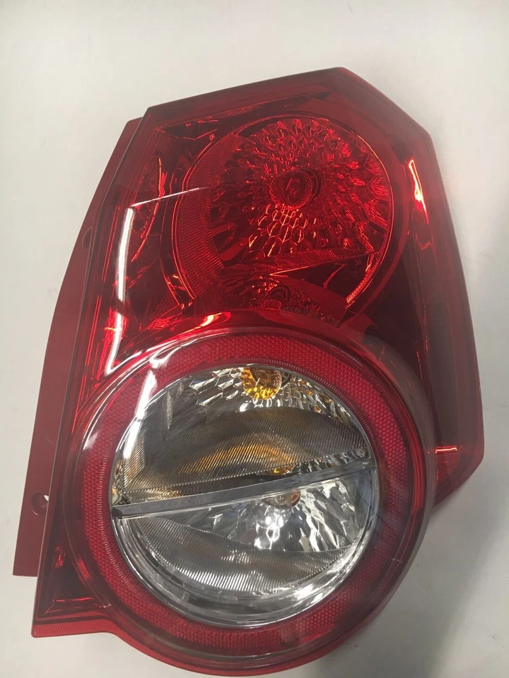 Conjunto de lámpara trasera lado derecho para Chevrolet AVEO5 2009-2011 (95952065) Foto 2 de 4