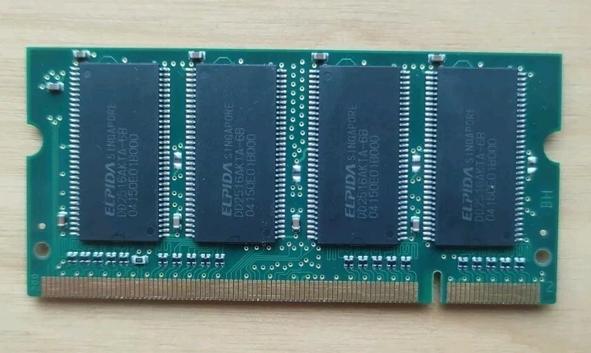 Elpida Japan 256MB DDR PC2700S-2533-0-A1 Laptop Memory RAM Stick EBD26UC6AKSA-6B Foto 2 de 4