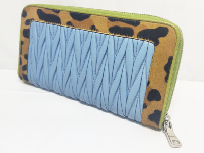 Miu Miu Round Zip long wallet 5ML506 Harako leather leopard