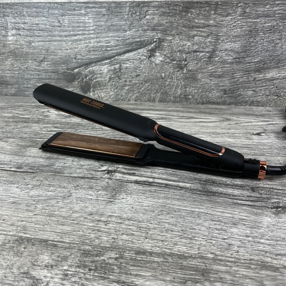 Hot tools top professional straightener