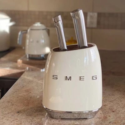 SMEG 6Piece Stainless Steel Knife Block Set 6Knives and Block