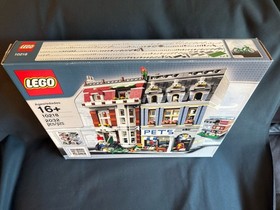 LEGO Creator Expert: Pet Shop (10218) NISB; 2032 Pieces