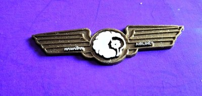 Hawaiian Airlines Junior Pilot Wing Pin Badge 2 1/2n x 5/8in Plastic Stick-on