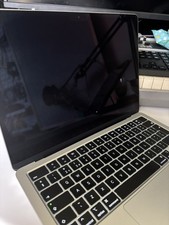 MacBook Air 13 M4 16GB RAM 256GB SSD Silver 100% Battery Health!  96 cycles 2025